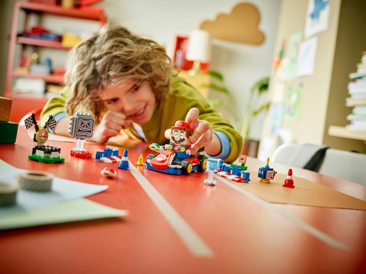 Produktbild LEGO Mario Kart – Interaktiver LEGO Mario & Standard-Kart (72043, LEGO Super Mario)