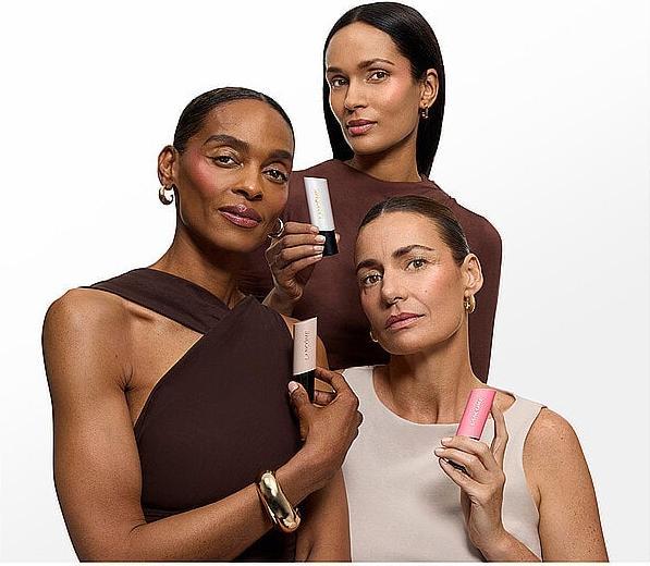 Actual product image Lancôme Teint Idôle Ultra Stick Foundation 045 (Beige, Camel)