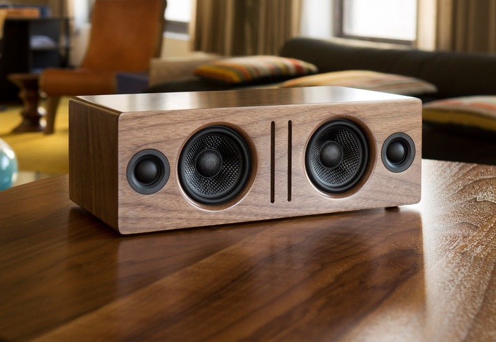 Actual product image Audioengine B2 Premium Bluetooth Speaker (Electrical connection)