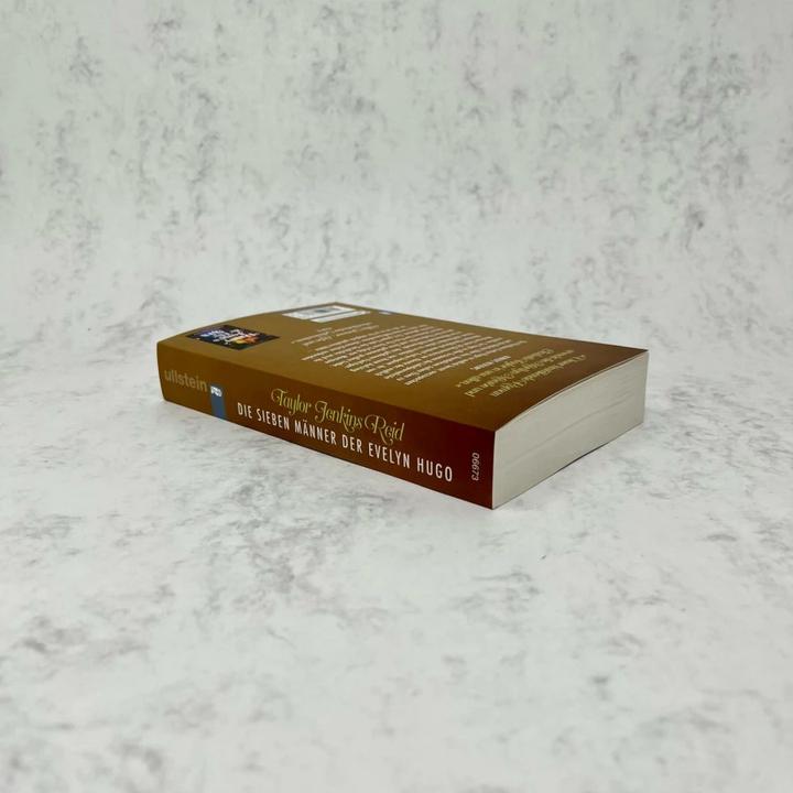 Actual product image Die sieben Männer der Evelyn Hugo (German, Taylor Jenkins Reid, 2022)