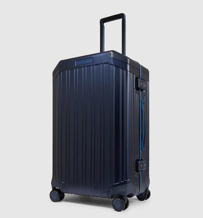 Actual product image Piquadro PQ-ALU - Hard shell trolley (67 l)