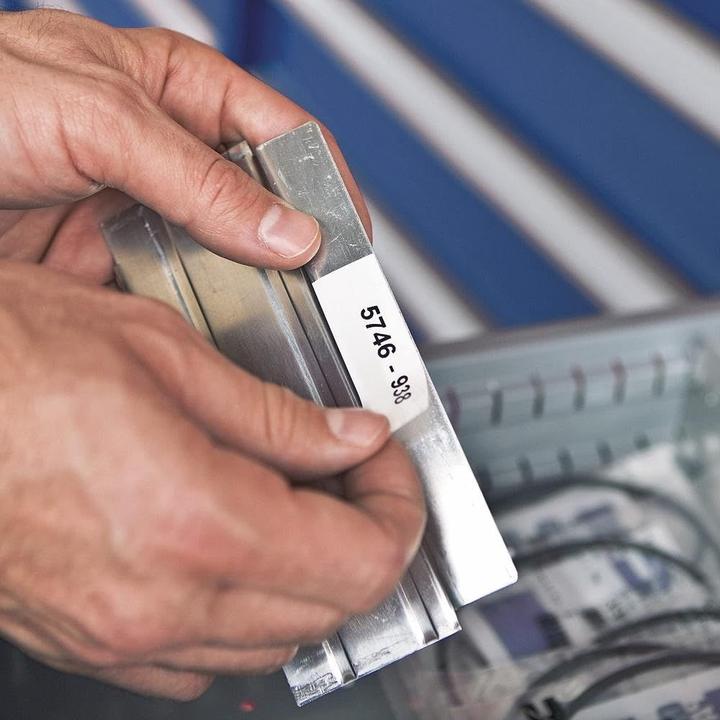 Produktbild Dymo Rhino Nylonband, weiss (2.40 cm, Mehrfarbig)