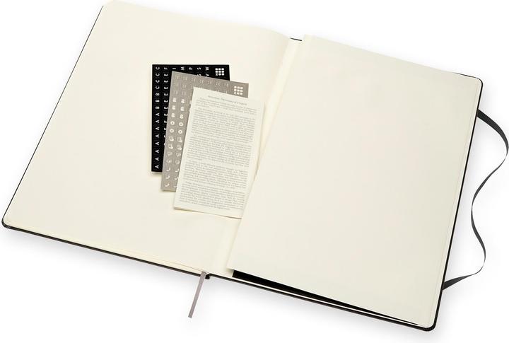 Actual product image Moleskine Pro (A4, Lined)