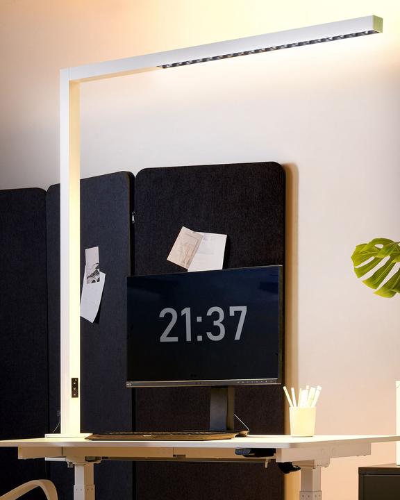 Image du produit Beliani Lampe de bureau LED métal blanc à pince OCTANT