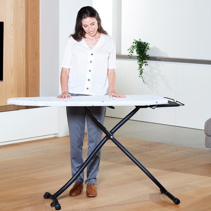 Produktbild Taurus Argenta Elegance Komplett-Bügeltisch