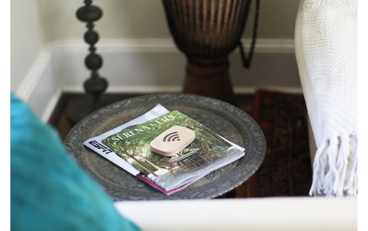 Actual product image Ten One Design Share Wifi Porter WiFi Guest Access via Camera & NFC (Cover)