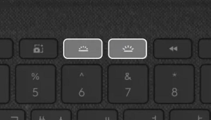 Immagine prodotto Logitech Combo Touch Per Ipad (10a Generazione) (Apple iPad 2022 (10a generazione))