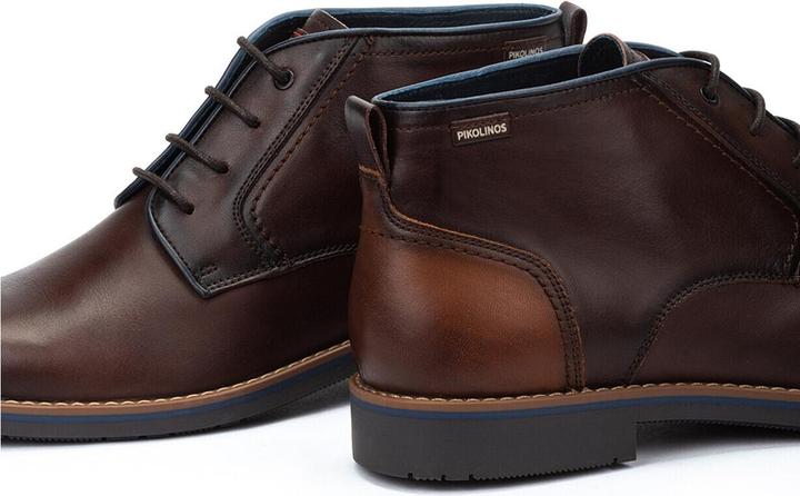 Actual product image Pikolinos Leon (40)