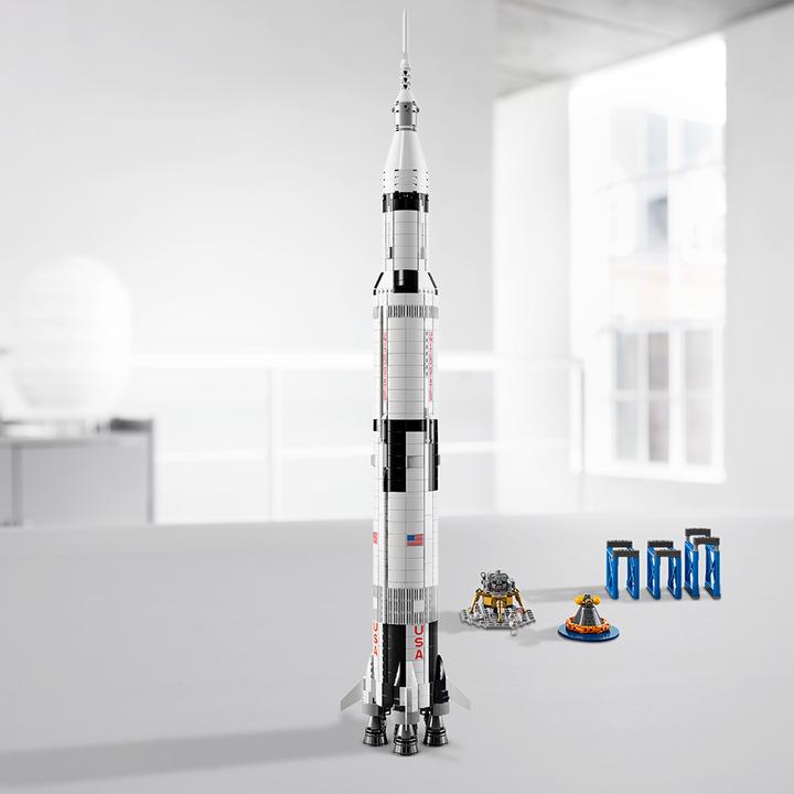 Produktbild LEGO NASA Apollo Saturn V (92176, LEGO Ideas, LEGO Seltene Sets)