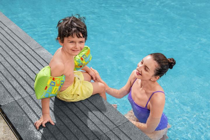 Actual product image Bestway Swim Safe ABC AquaStar Fabric Inflatable Wristband Floaties M/L, Swim armbands, Boy/Girl, Fabr