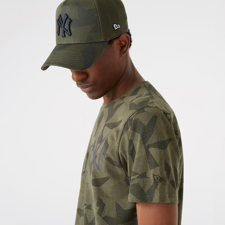 Actual product image New Era t-hirt new york yankee geometric (S)