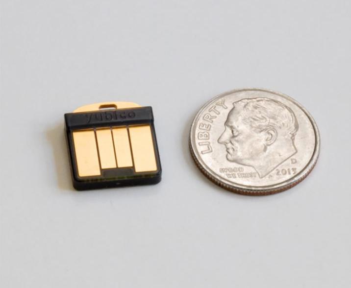 Actual product image Yubico YubiKey 5 Nano