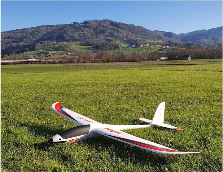 Actual product image Robbe Motorglider ARCUS II, 1840 mm PNP (Powered glider)