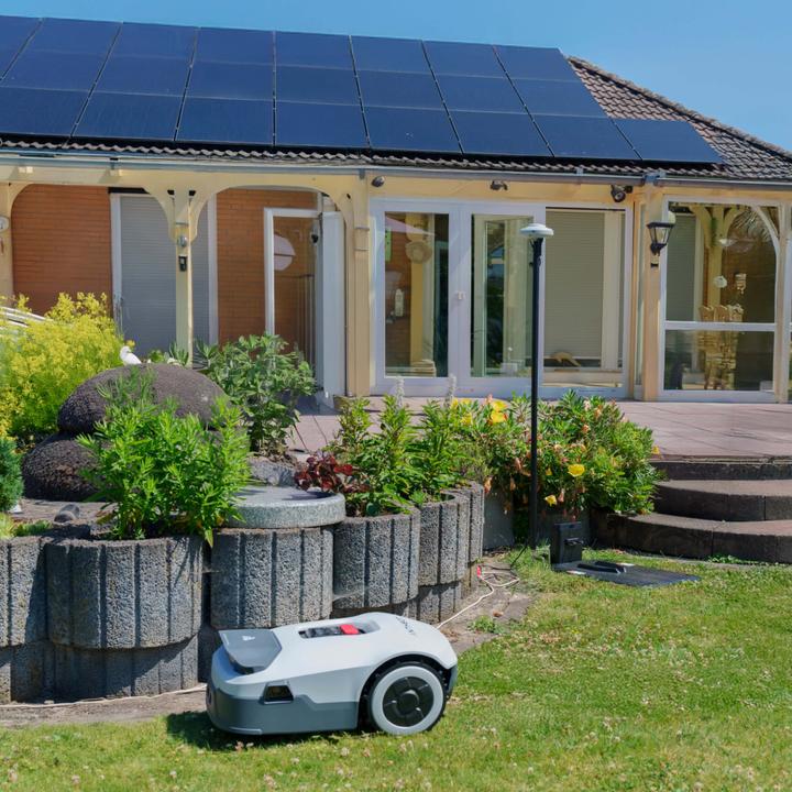 Actual product image Anthbot Genie 3000 MÃ¤hroboter