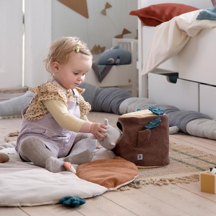 Image du produit Sebra Jouets d'activité Cache-cache, souche d'arbre