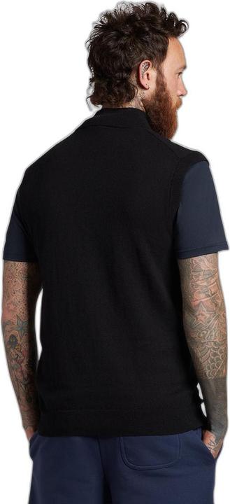 Actual product image Lyle and Scott Sleeveless knitted sweater (M)