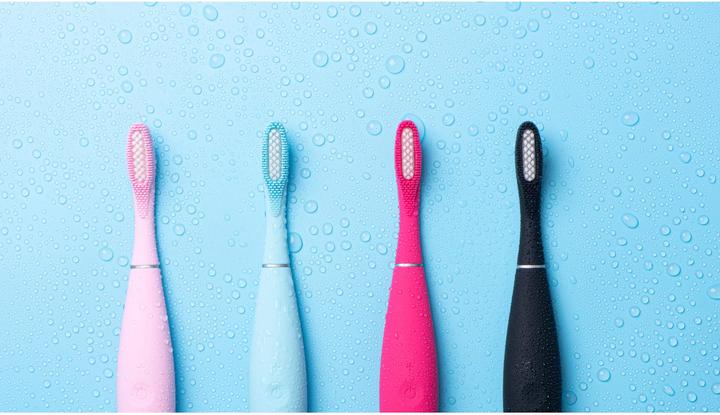 Actual product image Foreo Sonic Toothbrush Issa 3 Fuchsia (Sonic toothbrush)