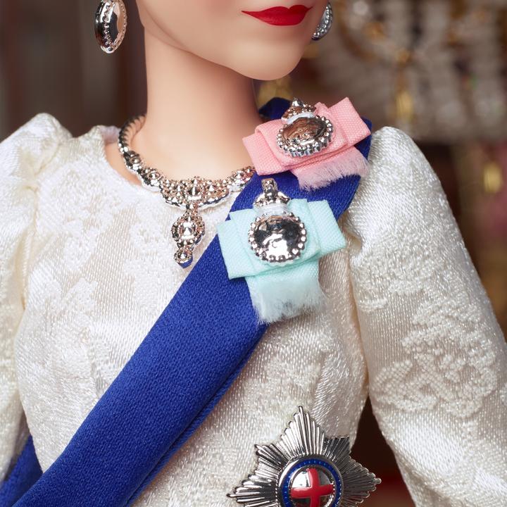 Image du produit Barbie Poupée Signature Platinum