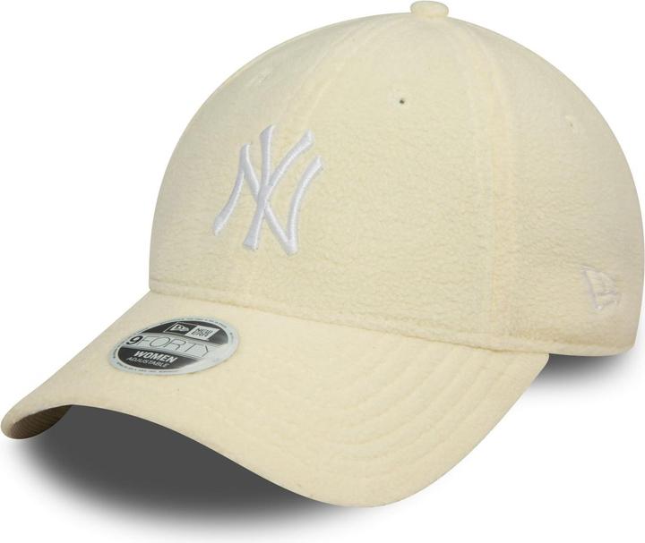 Actual product image New Era 9Forty Ladies Sherpa Cap - COSY NY Yankees light beige