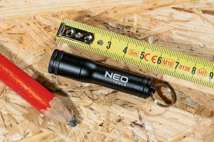 Produktbild Neo Batteriebetriebene Mini 100 lm Osram P9 LED-Taschenlampe (5.80 cm, 100 lm)