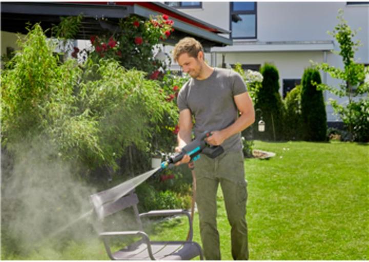 Produktbild Gardena AquaClean (Akkubetrieb)