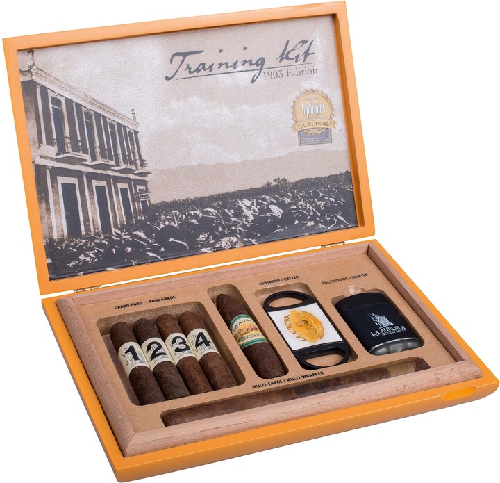 Actual product image La Aurora training kit (Corona)