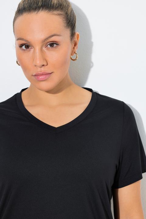 Actual product image Ulla Popken Quick-Drying Tee (54)