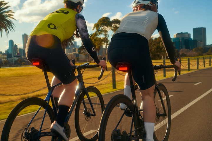 Produktbild knog. Blinder Link Saddle Mount (100 lm)