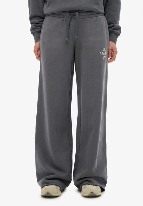 Actual product image Superdry Athletic Essentials (XS)