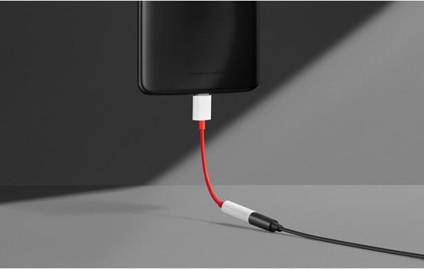 Actual product image OnePlus USB-C to 3.5mm adapter (USB Type C, 3.5mm jack)