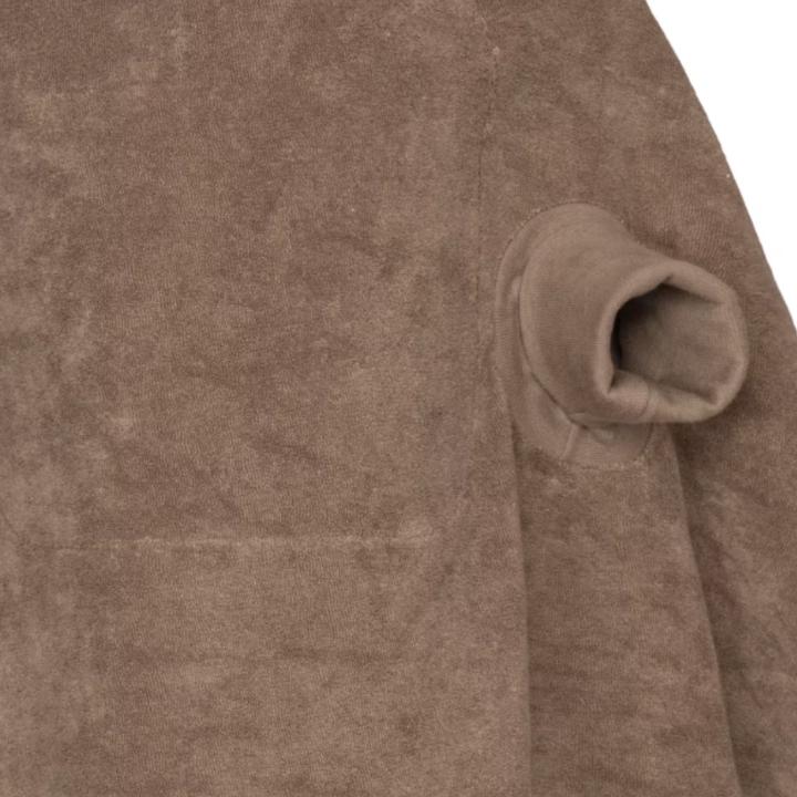 Actual product image Little Casimir Bib with sleeves (6 months)