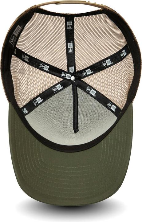 Produktbild New Era Adjustable Trucker Cap - Brand Patch Oliv