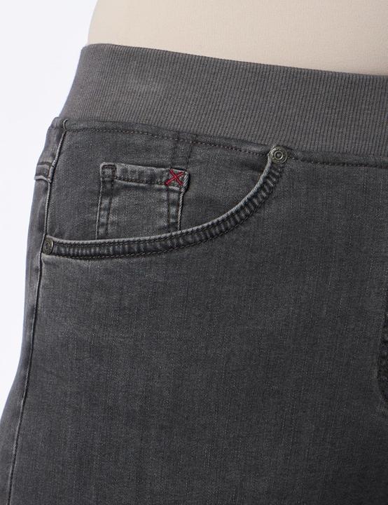Actual product image Raphaela Pamina Super Dynamic Jeans (W34/L32)