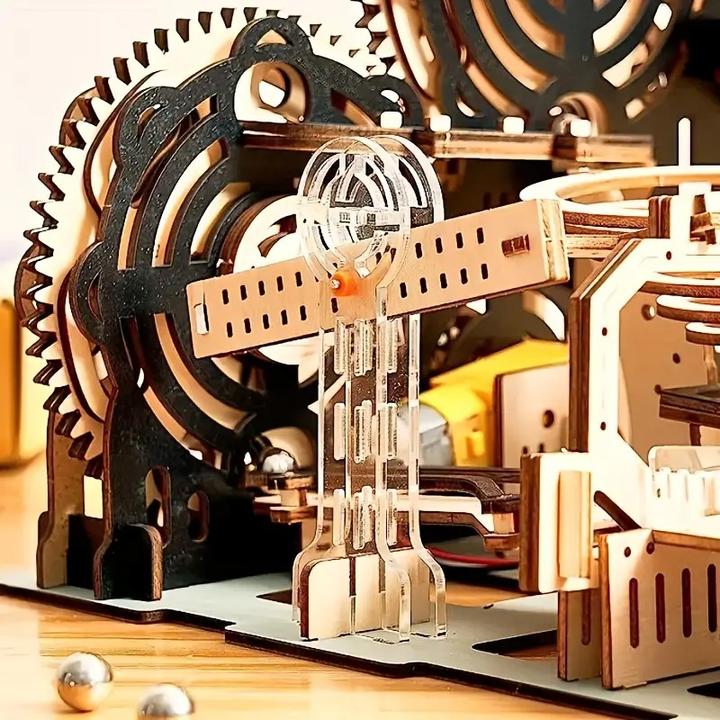 Produktbild The Toy Company 3D Holz Kugelbahn, Murmelbahn Puzzle aus Holz, batteriebetrieben