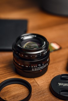 Produktbild Voigtländer Nokton 35mm f/1.2, Fuji X (Fujifilm X, APS-C / DX)