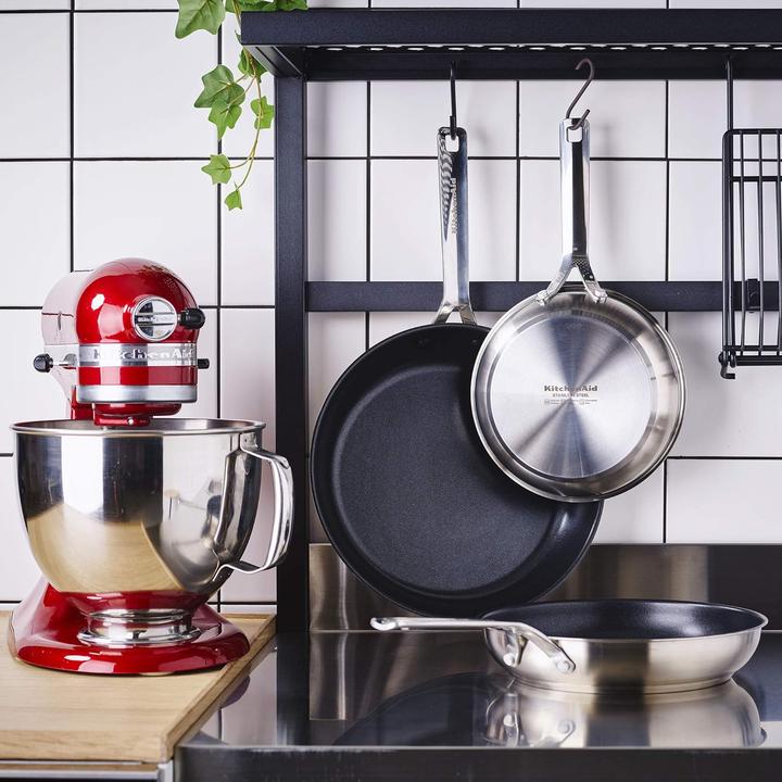 Actual product image KitchenAid Patelnie stalowe z powłoką 20 + 24 + 28 cm (28 cm, Pan set + pot set, Stainless steel)