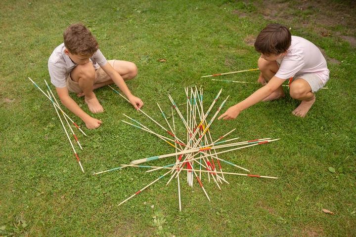 Actual product image BS Giant Stàbe (English, French, German, Italian, 2 - 6 Players)