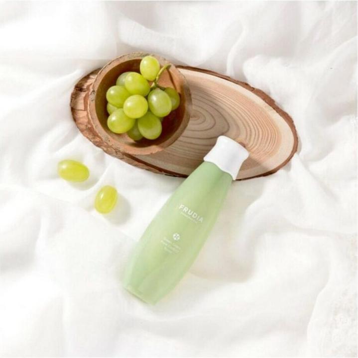 Actual product image Frudia Green Grape (Face toner, 195 ml)