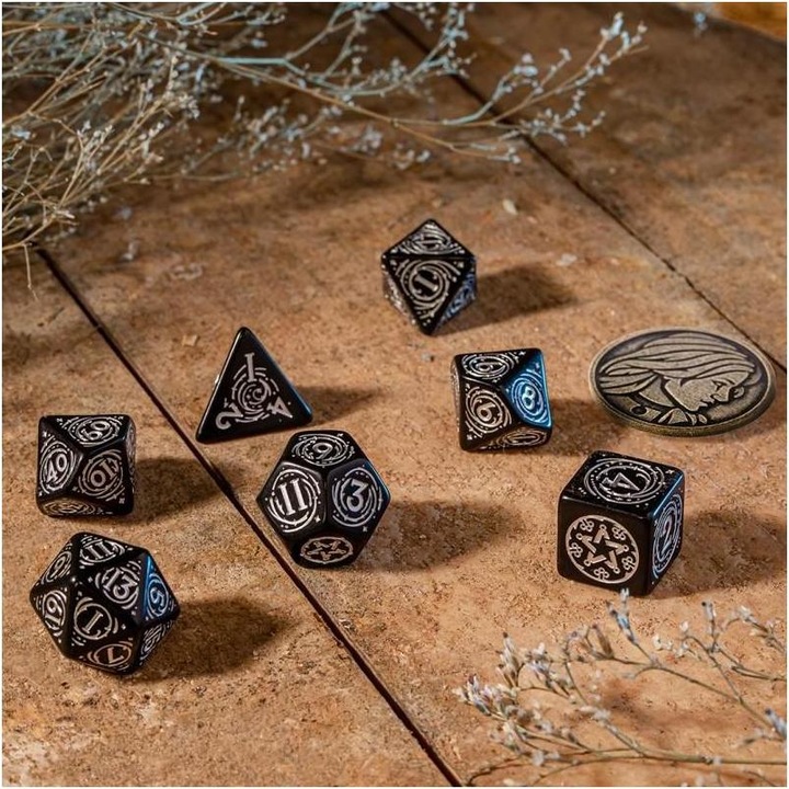Actual product image Q Workshop Dice The Witcher - Yennefer: The Obsidian Star (7)