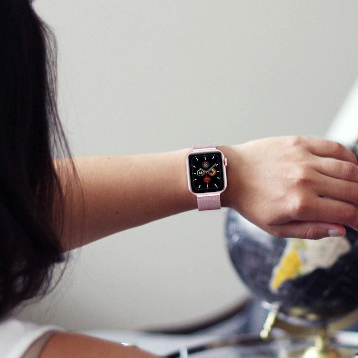 Image du produit Tech-Protect BRACELET MILANAIS APPLE WATCH 1/2/3/4/5 (38/40MM) OR (Acier inoxydable, Montre Apple)