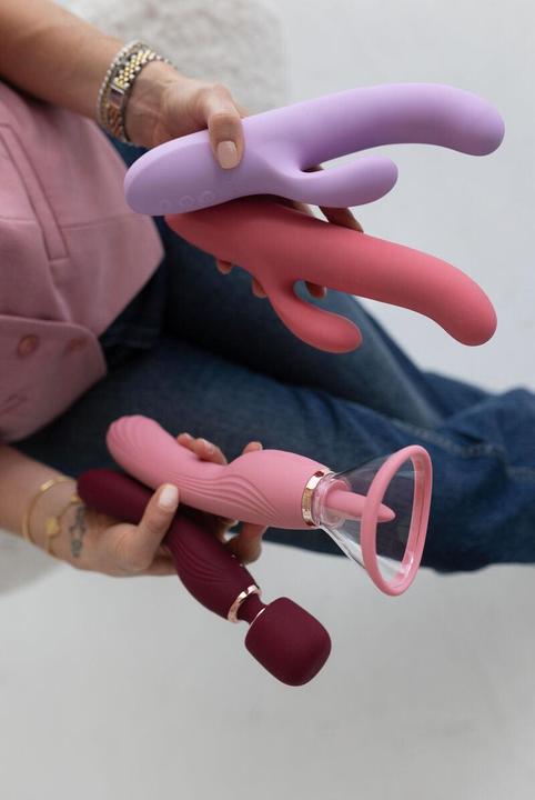 Actual product image Le Wand Flat Top Fusion G 2-In1 Double Ended Wand Vibrator