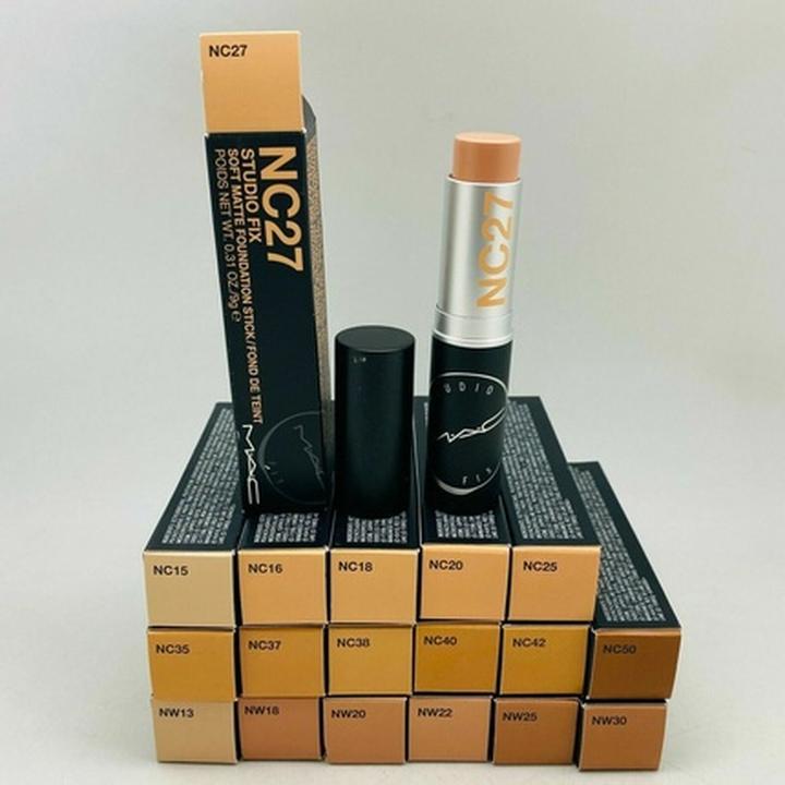 Immagine prodotto MAC Cosmetics Studio Fix Soft Matte Foundation Stick (NC15)