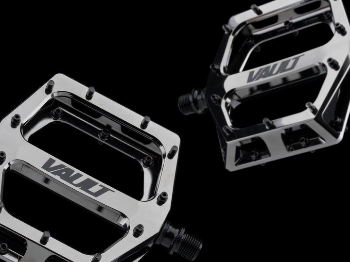 Actual product image DMR Vault Platform-Pedal