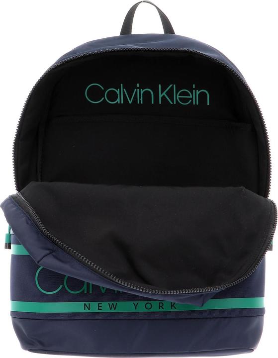 Produktbild Calvin Klein Striped Logo Round Backpack
