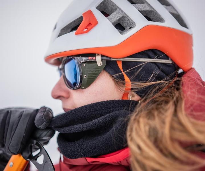 Actual product image Julbo Millenium Grau Durchscheinend Glänzend Khaki Beige REACTIV 24