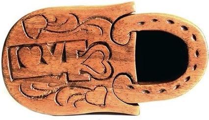 Bali Magic Box Love Lock Design Handmade from Sheesham Wood - Perfect Gift Idea