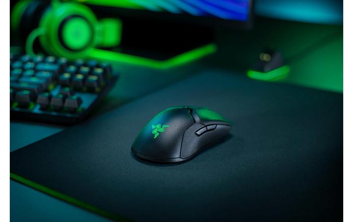 Actual product image Razer Viper Ultimate (Cable, Wireless)