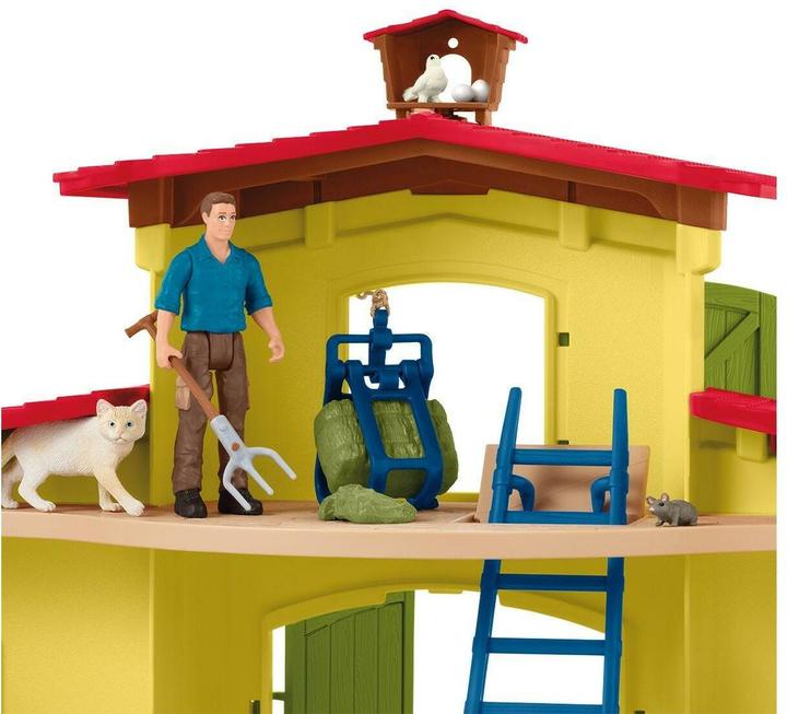 Actual product image Schleich Farm World Large Stable with Animals and Accessories
