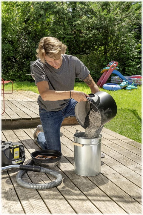 Immagine prodotto Kärcher AD 2 Battery Set Battery Ash Vacuum Cleaner (Aspirapolvere a umido e a secco)