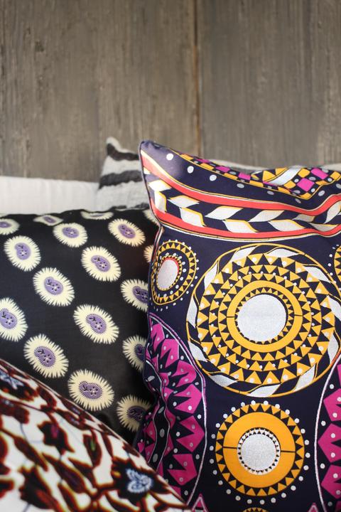 Actual product image Cassare Paisley (50 x 50 cm)